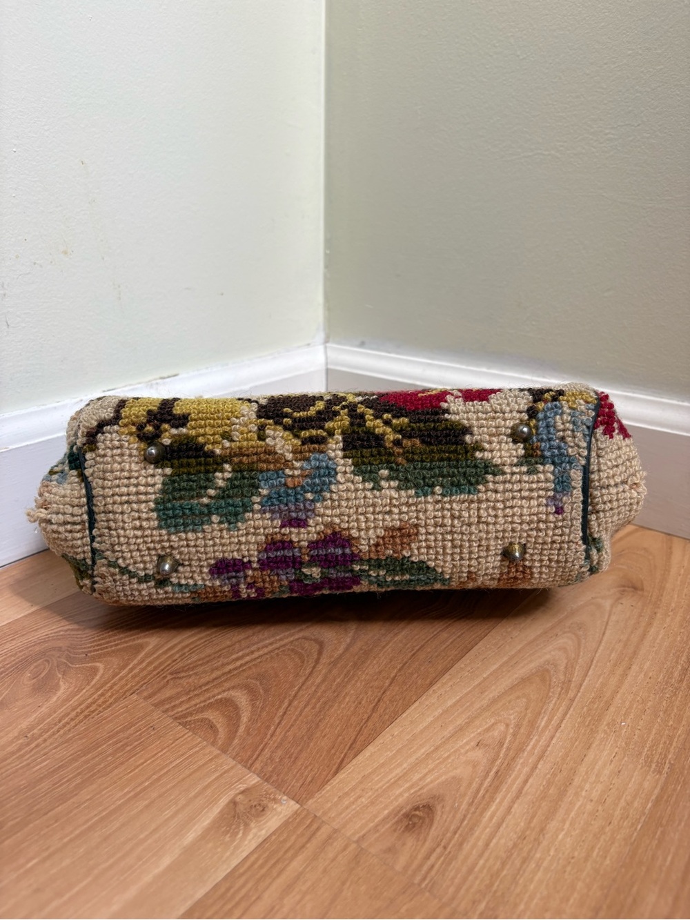 Vintage Floral Tapestry Top-Handle Bag - Picture 6 of 11